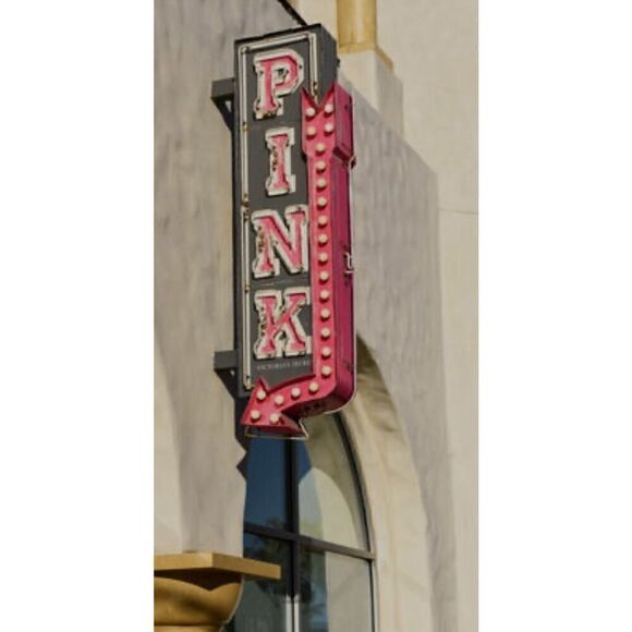 VS vintage htf angel wing set of 2 pave circle bangle statement bracelet nib - Picture 6 of 6